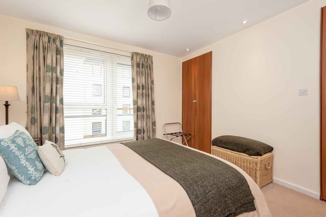 The Holyrood Road Residence Edinburgh Pokoj fotografie